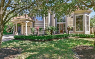 Stunning Mediterranean-style home in Windsor Park Lakes