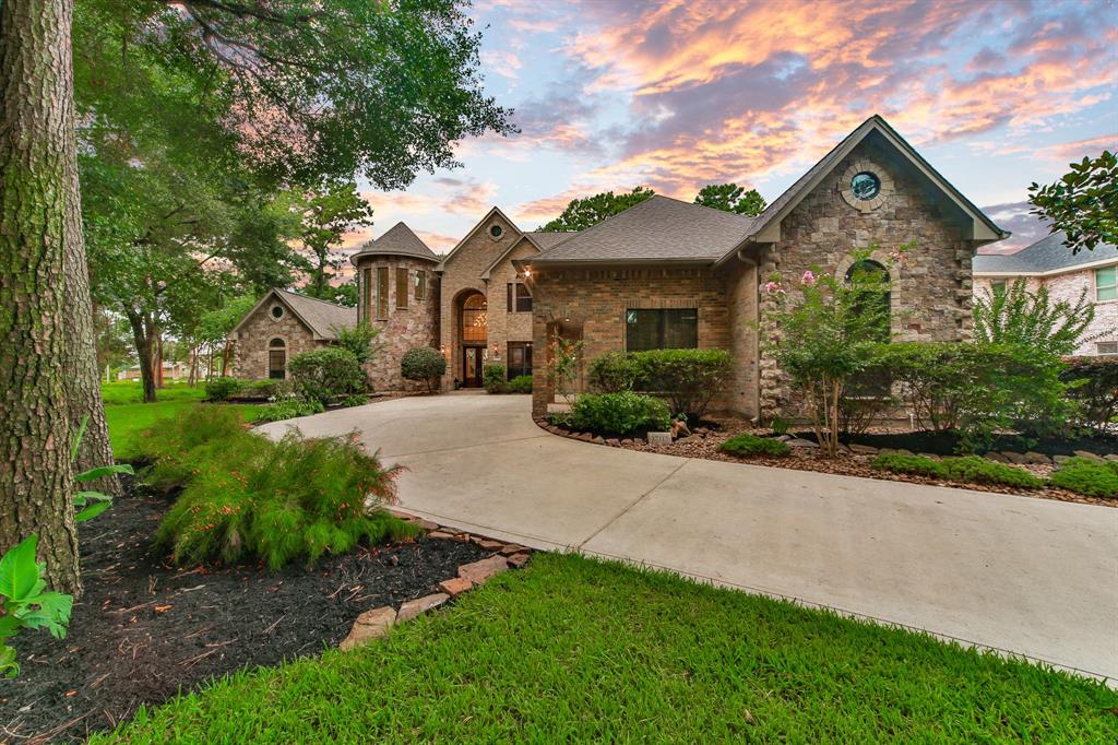 Conroe Luxury Waterfront Homes Portfolio Real Estate